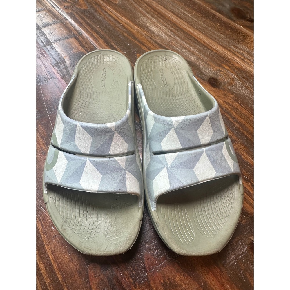 OOFOS OOahh Sport Slide Sandals Sage Green Geometric Prism Mens 7 Womens 9 EU 40